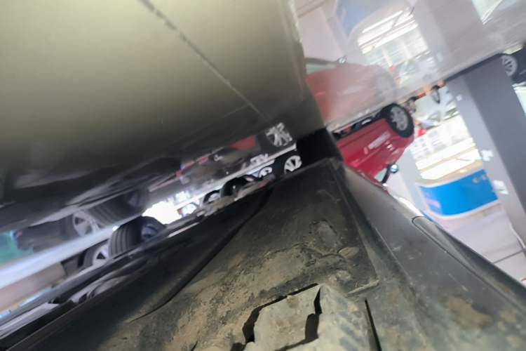 Used BMW 5 Series 2022 Second Facelift 530Li Leading Edition M Sport Package Right Side Sill