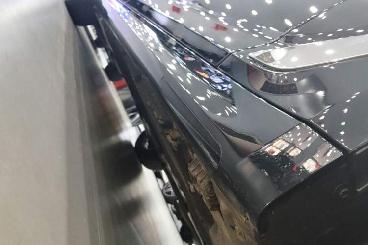 Used BMW 5 Series 2022 Second Facelift 525Li M Sport Package Right Side Sill