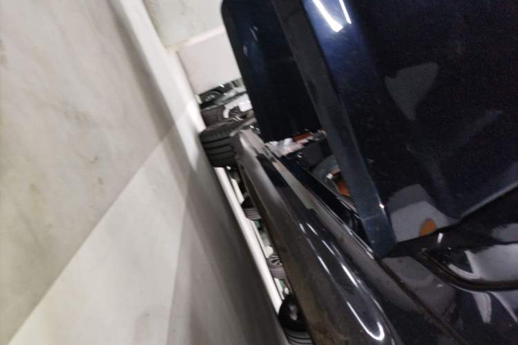 Used BMW 5 Series 2022 530i M Sport Package Right Side Sill