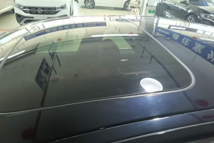 Used BMW 5 Series 2022 Second Facelift 525Li M Sport Package Roof