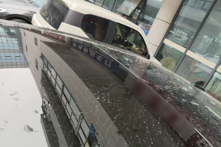 Used BMW 5 Series 2022 Second Facelift 525Li M Sport Package Roof