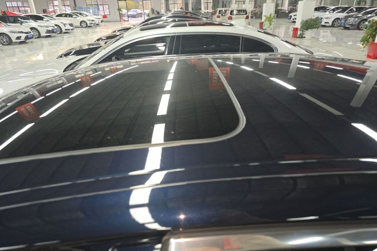 Used BMW 5 Series 2022 Second Facelift 525Li M Sport Package Roof