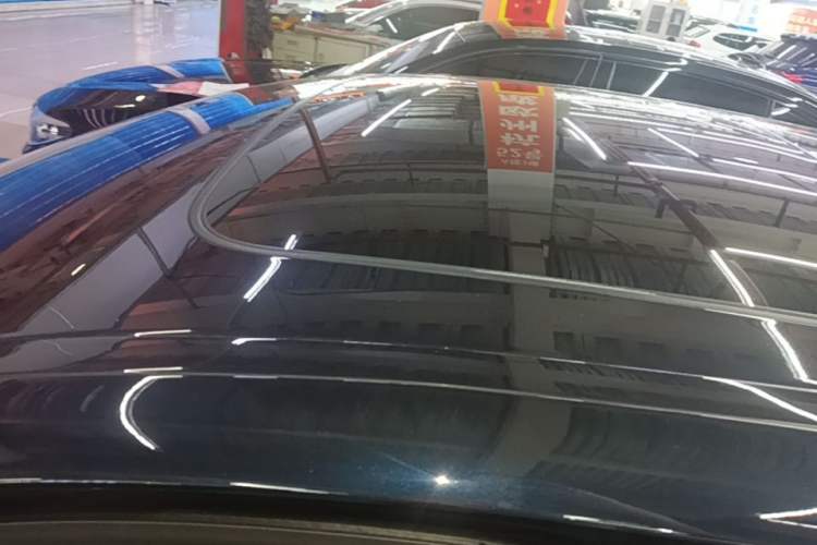 Used BMW 5 Series 2022 Second Facelift 525Li M Sport Package Roof