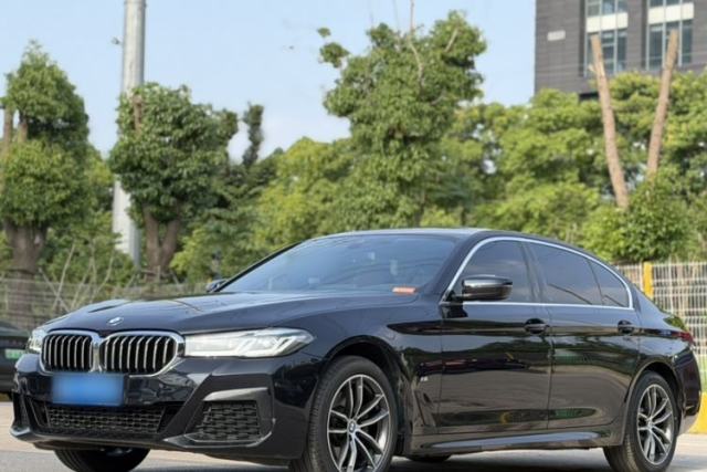 Used BMW 5 Series 2022 Second Facelift 525Li M Sport Package
