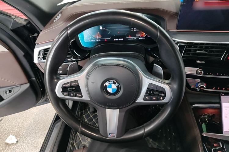 Used BMW 5 Series 2022 Restyled 530Li Leading Edition M Sport Package Steering Wheel