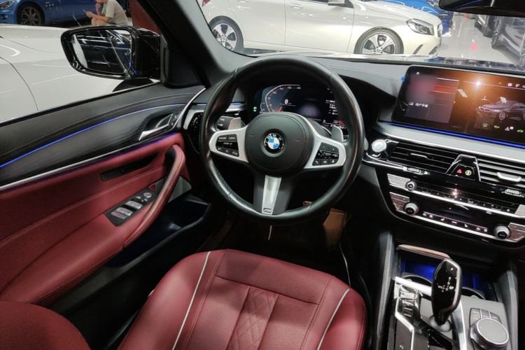 Used BMW 5 Series 2022 Second Facelift 530Li Leading Edition M Sport Package Steering Wheel