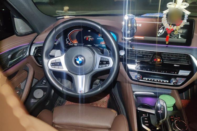 Used BMW 5 Series 2022 Restyled 530Li Luxury Edition M Sport Package Steering Wheel