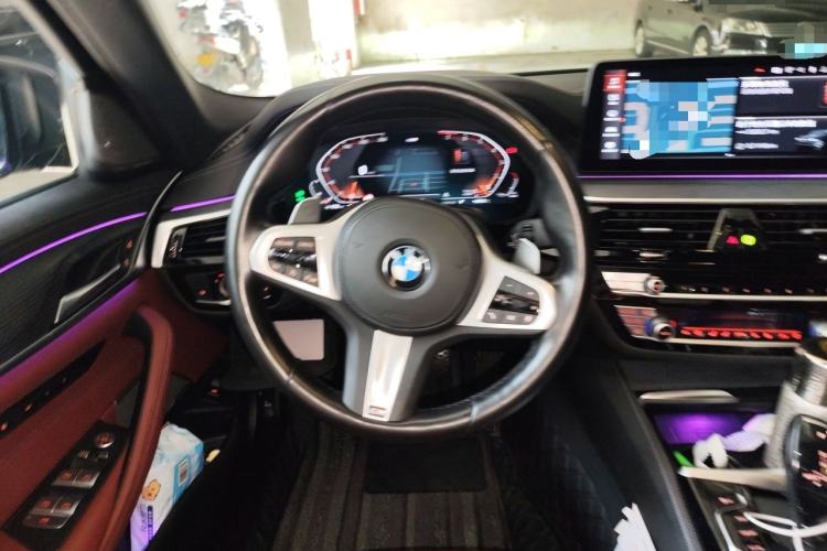 Used BMW 5 Series 2022 Second Facelift 530Li Luxury Version M Sport Package Steering Wheel