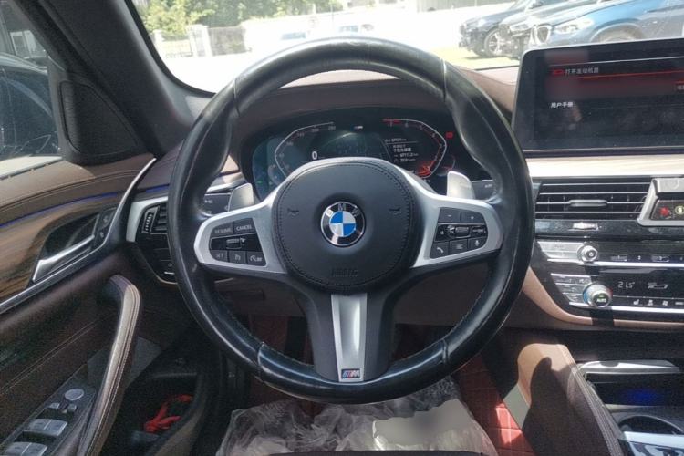 Used BMW 5 Series 2022 Restyled 530Li Leading Edition M Sport Package Steering Wheel