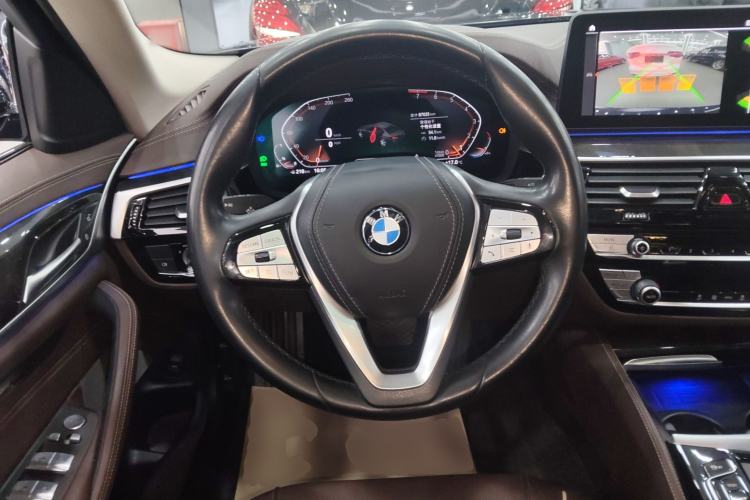 Used BMW 5 Series 2022 Restyled 525Li Luxury Package Steering Wheel