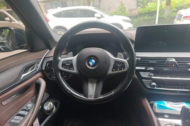 Used BMW 5 Series 2022 Restyled 530Li Leading Edition M Sport Package Steering Wheel