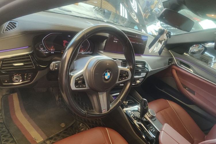 Used BMW 5 Series 2022 Restyled 530Li Leading Edition M Sport Package Steering Wheel