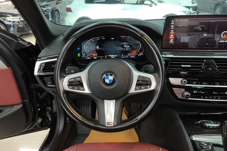 Used BMW 5 Series 2022 525Li M Sport Package Steering Wheel