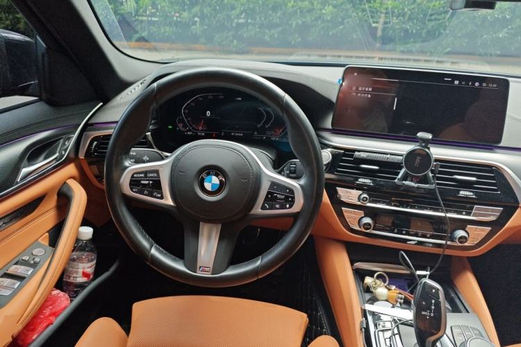 Used BMW 5 Series 2022 Second Facelift 525i M Sport Package Steering Wheel