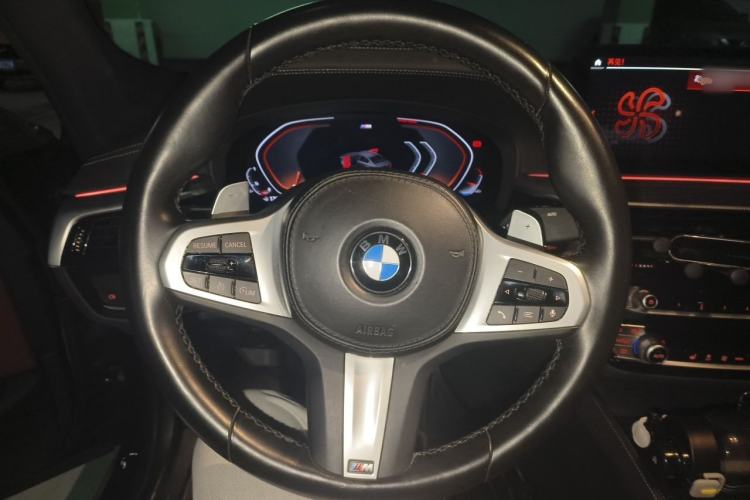 Used BMW 5 Series 2022 Restyled 530Li Leading Edition M Sport Package Steering Wheel