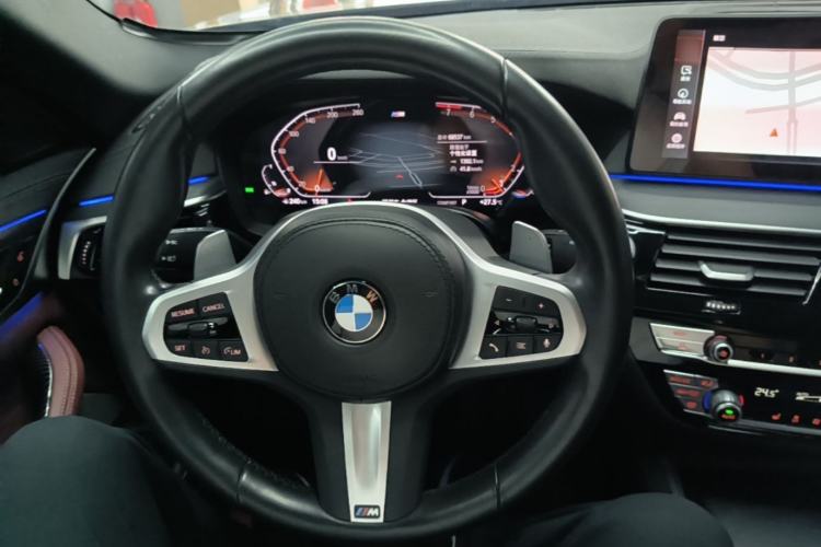 Used BMW 5 Series 2022 Restyled 530Li Leading Edition M Sport Package Steering Wheel