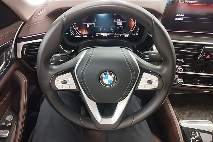 Used BMW 5 Series 2022 Second Facelift 525Li Luxury Package Steering Wheel