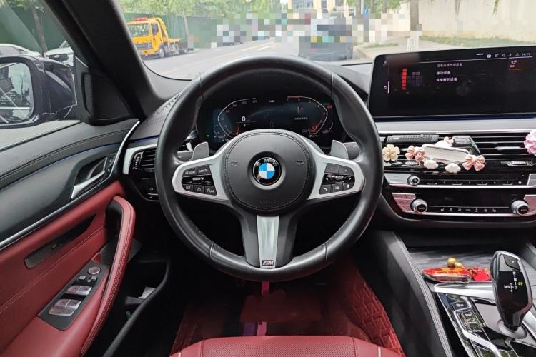 Used BMW 5 Series 2022 530Li Leading Model M Sport Package Steering Wheel