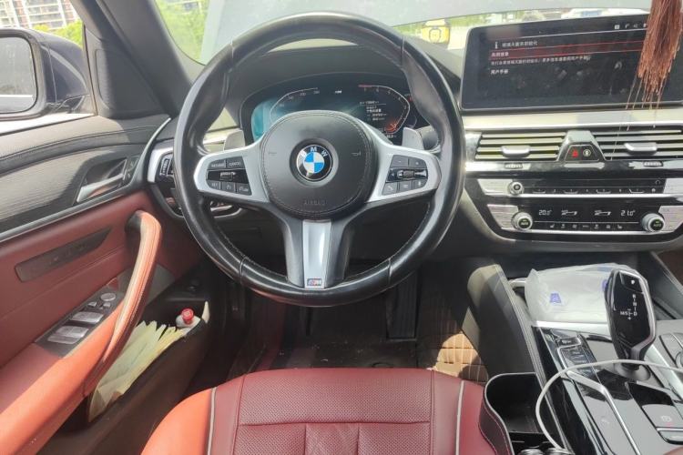 Used BMW 5 Series 2022 Restyled 530Li Leading Edition M Sport Package Steering Wheel
