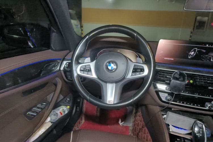 Used BMW 5 Series 2022 530Li Leading Model M Sport Package Steering Wheel