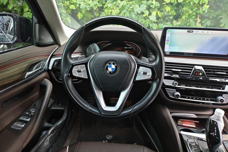 Used BMW 5 Series 2022 Updated 530Li Leading Edition Luxury Package Steering Wheel