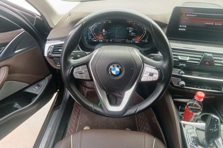 Used BMW 5 Series 2022 Restyled 525Li Luxury Package Steering Wheel