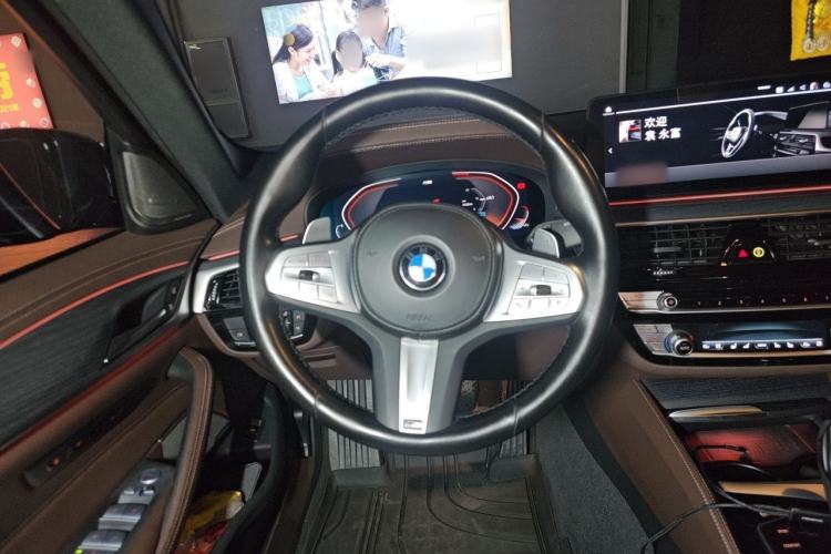 Used BMW 5 Series 2022 Revised Version 3 530Li Luxury Edition M Sport Package Steering Wheel