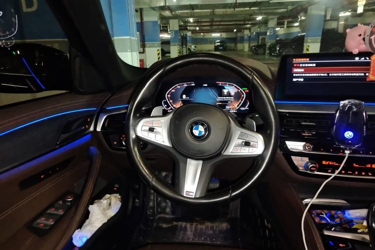 Used BMW 5 Series 2022 Restyled 530Li Leading Edition M Sport Package Steering Wheel