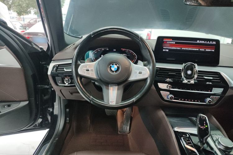Used BMW 5 Series 2022 Second Facelift 530Li Leading Edition M Sport Package Steering Wheel