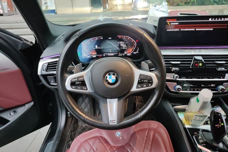 Used BMW 5 Series 2022 Restyled 530Li Leading Edition M Sport Package Steering Wheel