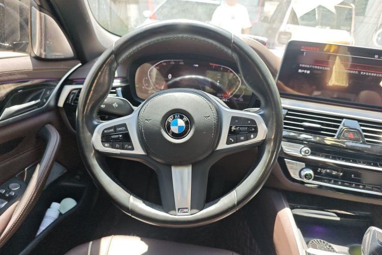 Used BMW 5 Series 2022 525Li M Sport Package Steering Wheel
