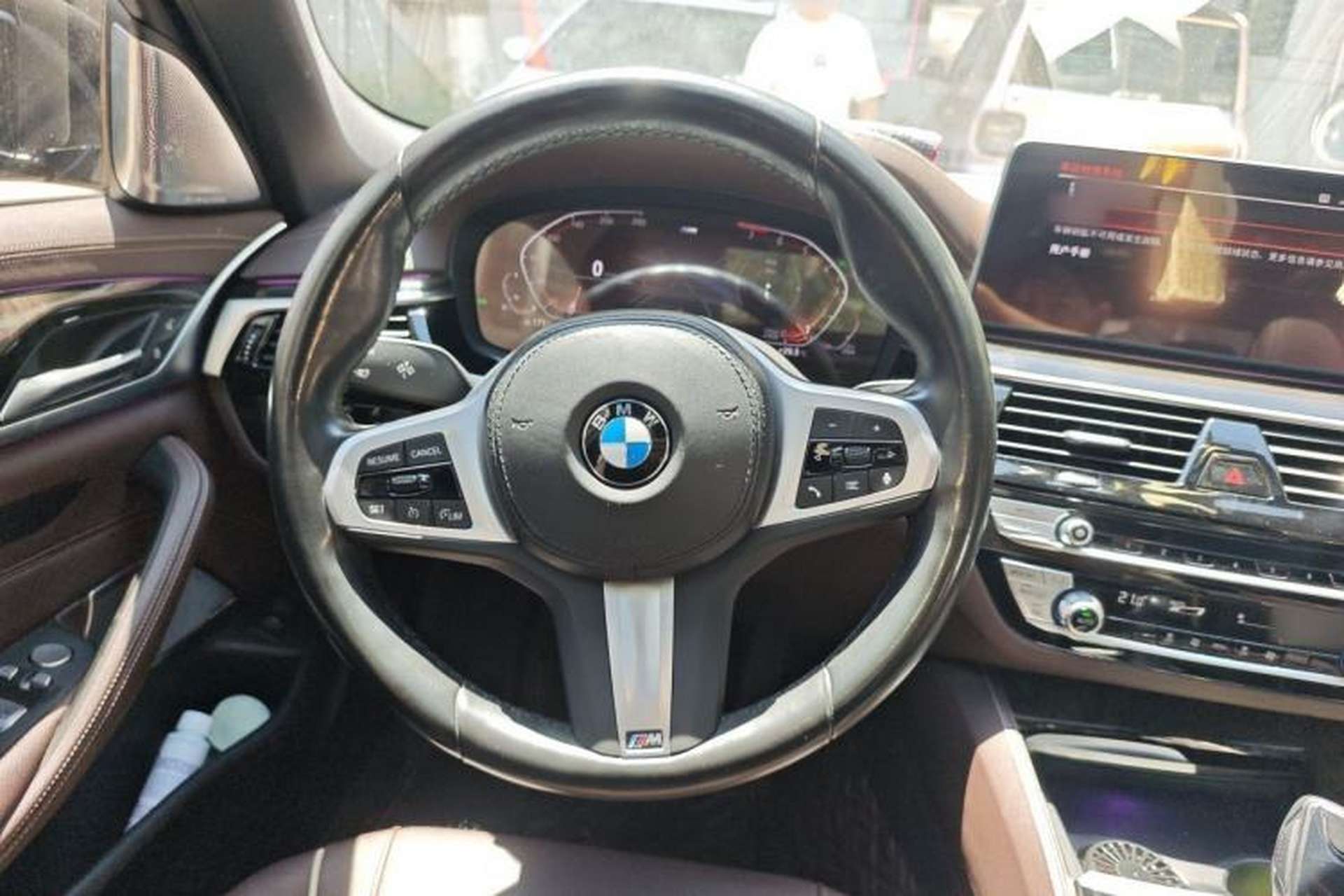 Used BMW 5 Series 2022 525Li M Sport Package Steering Wheel