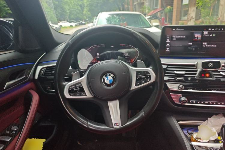 Used BMW 5 Series 2022 530Li Luxury Edition Premium Package Steering Wheel