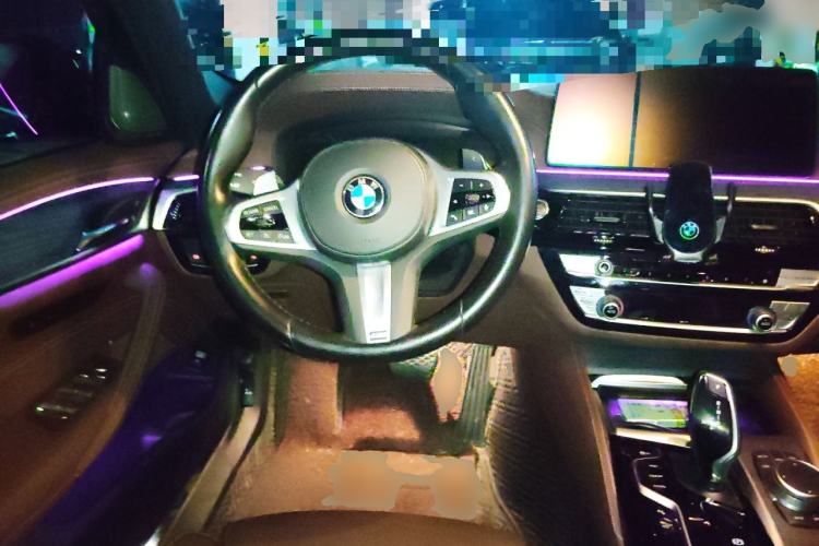 Used BMW 5 Series 2022 Revised Version 3 530Li Luxury Edition M Sport Package Steering Wheel