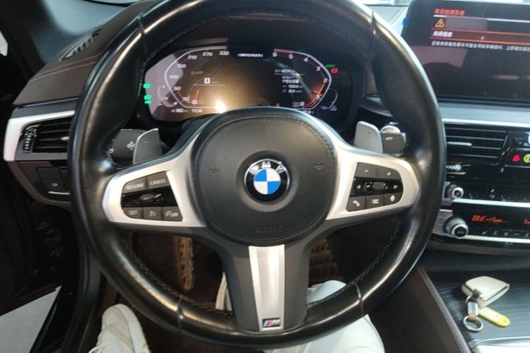 Used BMW 5 Series 2022 Second Facelift 530Li Leading Edition M Sport Package Steering Wheel