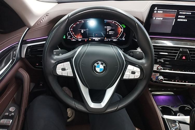 Used BMW 5 Series 2022 Second Facelift 525Li Luxury Package Steering Wheel