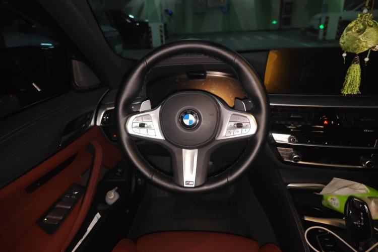 Used BMW 5 Series 2022 Revised Version 3 530Li Luxury Edition M Sport Package Steering Wheel