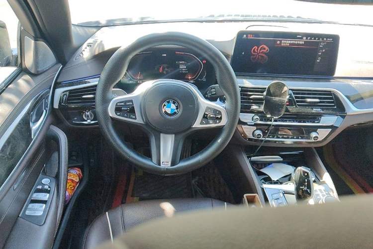 Used BMW 5 Series 2022 525Li M Sport Package Steering Wheel