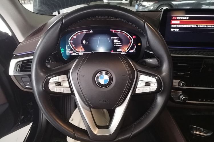 Used BMW 5 Series 2022 Second Facelift 525Li Luxury Package Steering Wheel