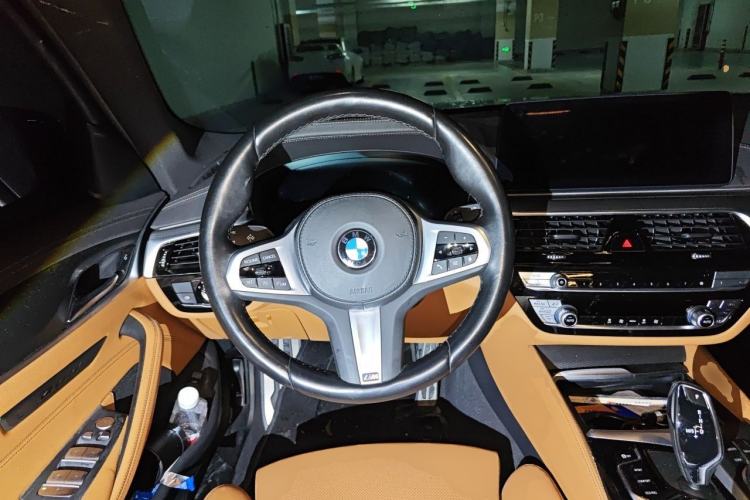 Used BMW 5 Series 2022 525i M Sport Package Steering Wheel