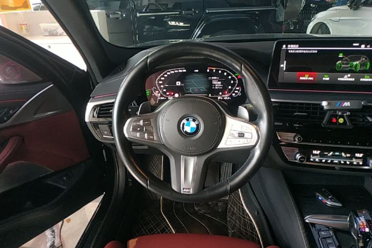 Used BMW 5 Series 2022 Revised Version 3 530Li Luxury Edition M Sport Package Steering Wheel