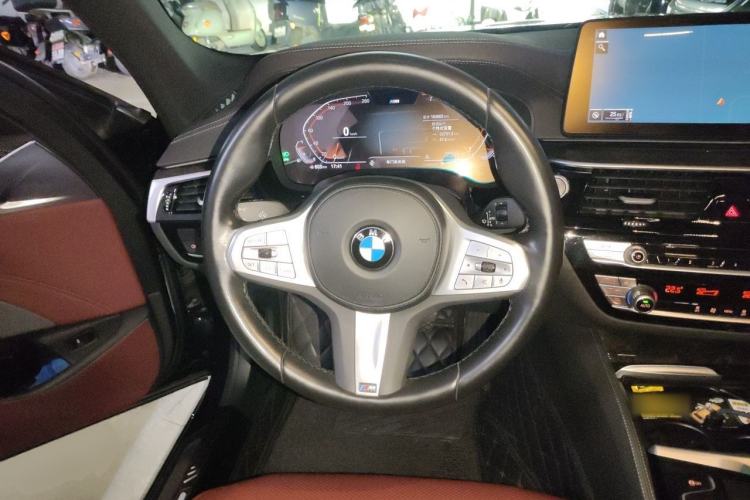 Used BMW 5 Series 2022 Restyled 525Li M Sport Package Steering Wheel