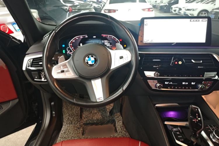 Used BMW 5 Series 2022 Second Facelift 530Li Leading Edition M Sport Package Steering Wheel