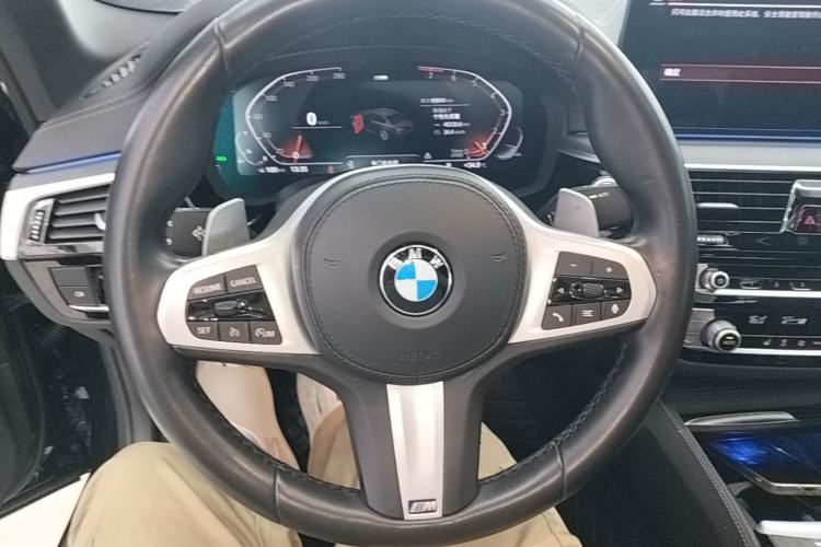 Used BMW 5 Series 2022 530Li Leading Model M Sport Package Steering Wheel