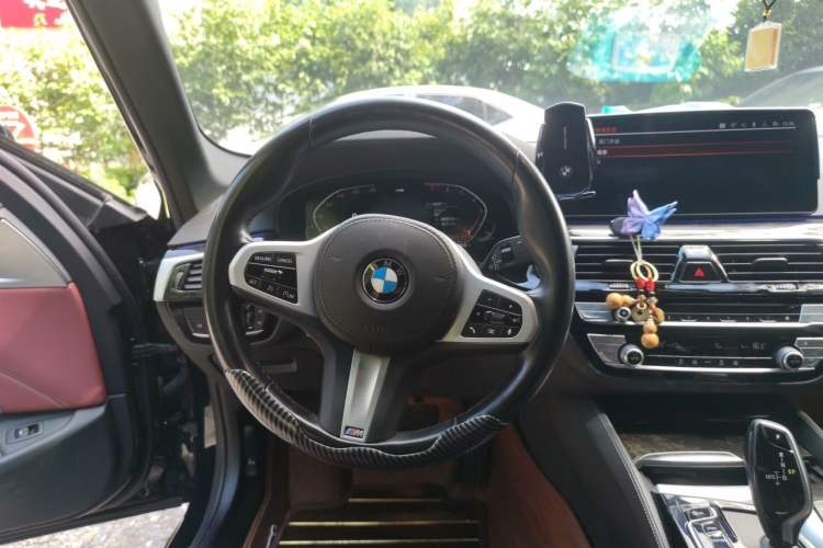 Used BMW 5 Series 2022 Restyled 525Li M Sport Package Steering Wheel