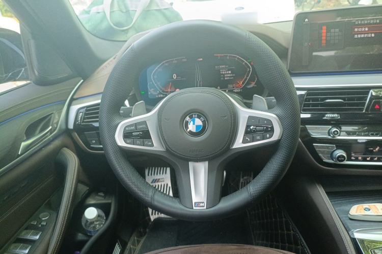Used BMW 5 Series 2022 Second Facelift 530Li Luxury Version M Sport Package Steering Wheel
