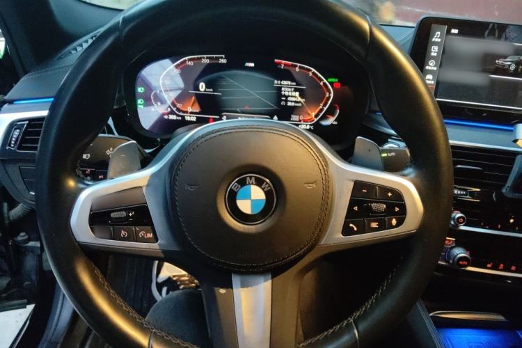 Used BMW 5 Series 2022 Second Facelift 530Li Leading Edition M Sport Package Steering Wheel