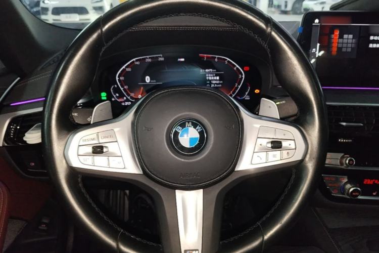 Used BMW 5 Series 2022 Second Facelift 530Li Leading Edition M Sport Package Steering Wheel