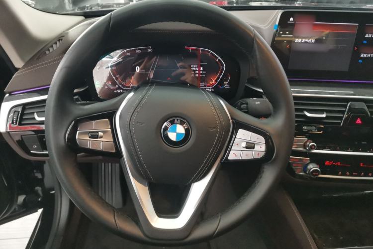 Used BMW 5 Series 2022 Second Facelift 525Li Luxury Package Steering Wheel