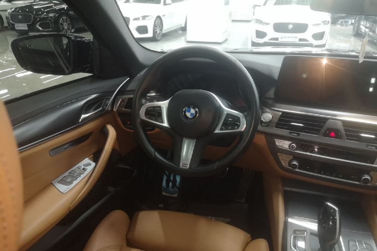 Used BMW 5 Series 2022 Restyled 525i M Sport Package Steering Wheel